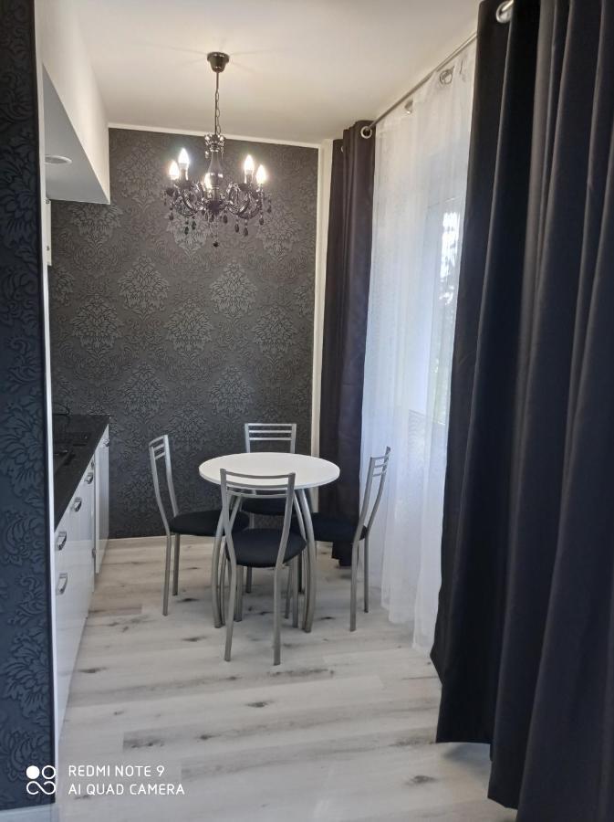 Apartament Lux2 Konin Noclegi كونين المظهر الخارجي الصورة